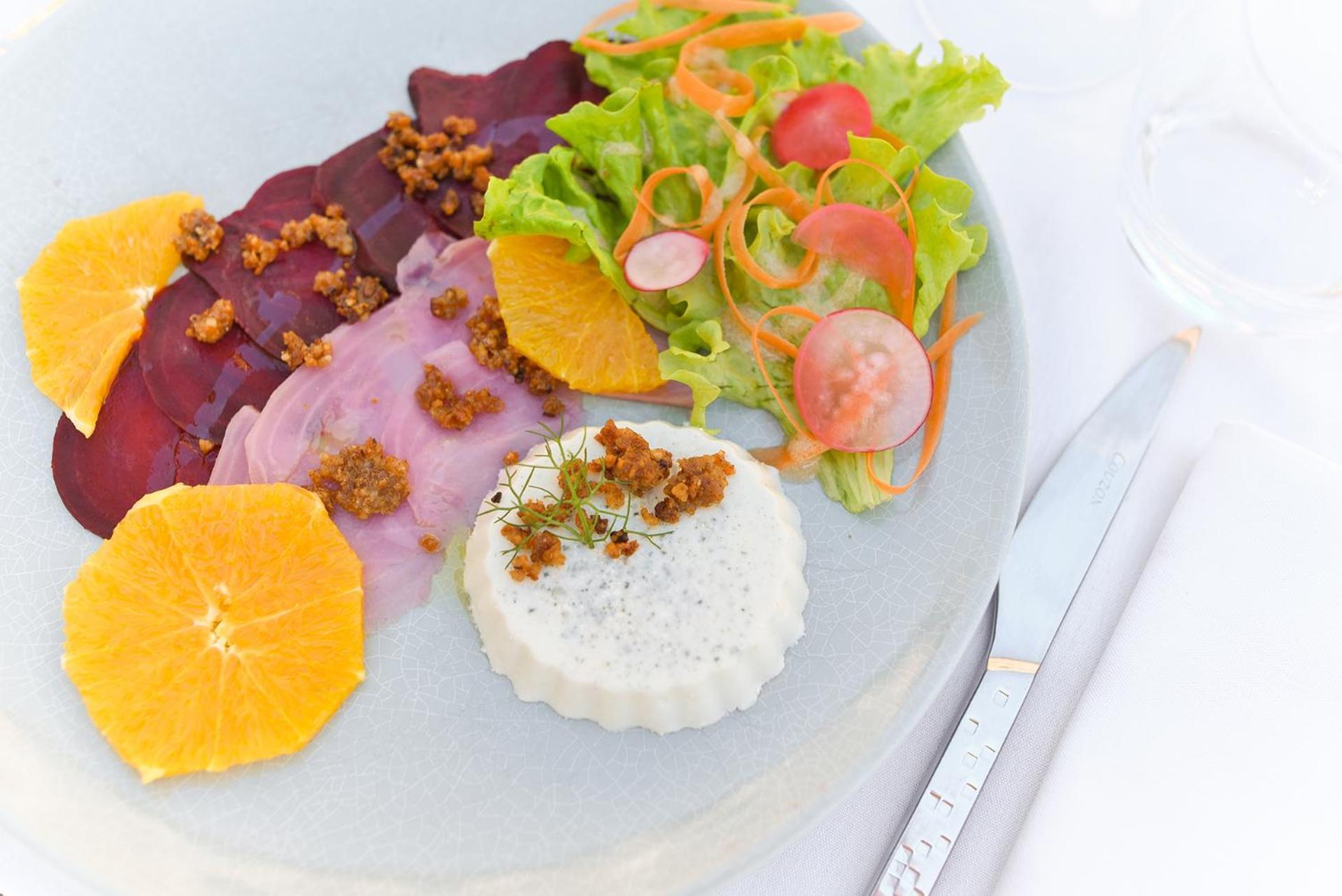 Brousse-le-Chateau Hotel Restaurant Le Relays Du Chasteau - Logis Hotel מראה חיצוני תמונה