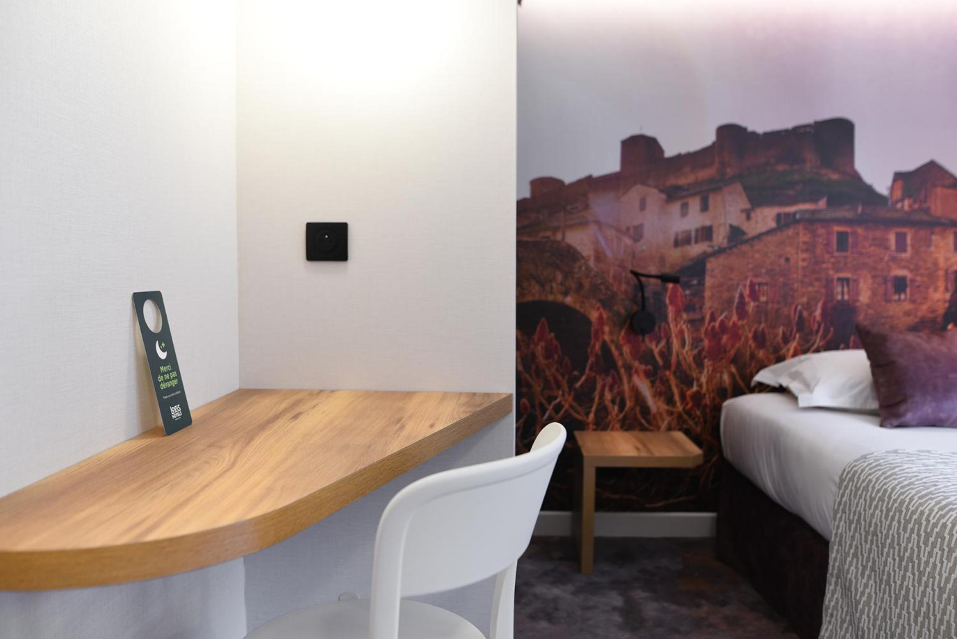 Brousse-le-Chateau Hotel Restaurant Le Relays Du Chasteau - Logis Hotel מראה חיצוני תמונה
